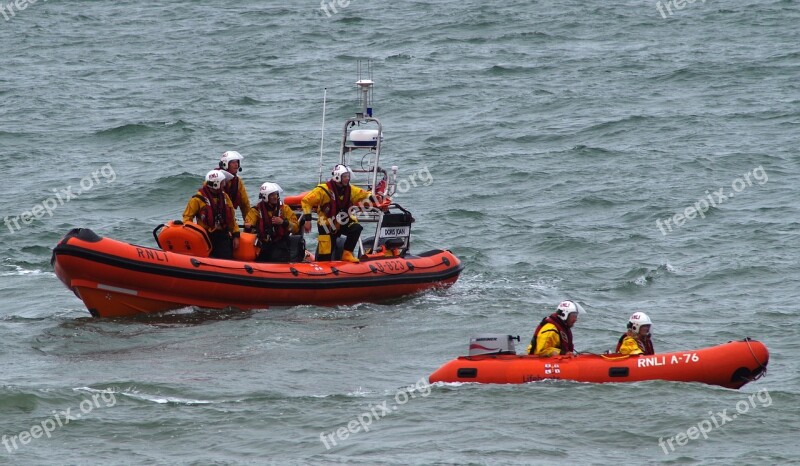 Lifeboat Rnli Rescue Boat Exercise