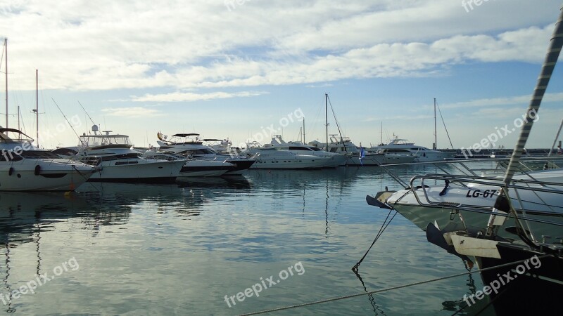 Marina Yachts Spring Malaga Port