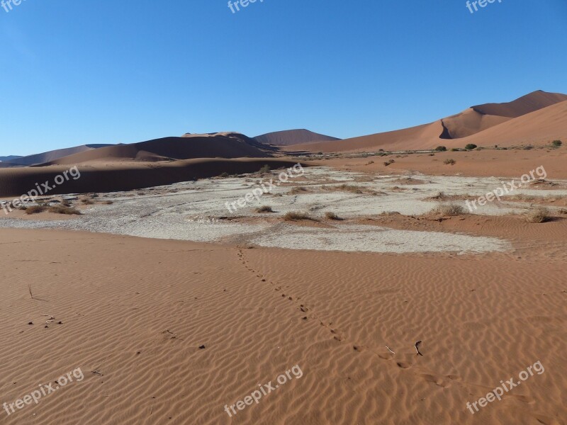 Sossusvlei Desert Namibia Salt And Clay Pan Red