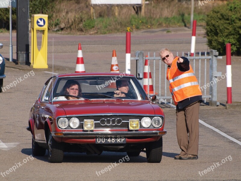 Audi 100 Coupe Oldtimer Classic Car