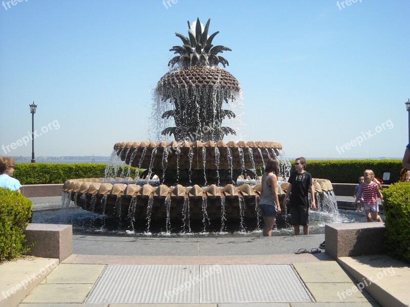 Pineapple Fountain Charleston South Carolina