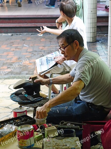 Cobbler Shoes Chinese Men Glue