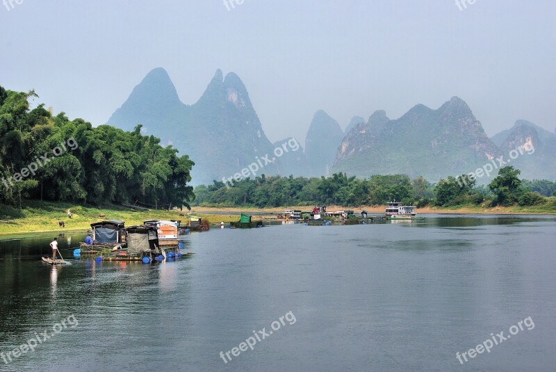 China Li River Rade Rafts Landscape