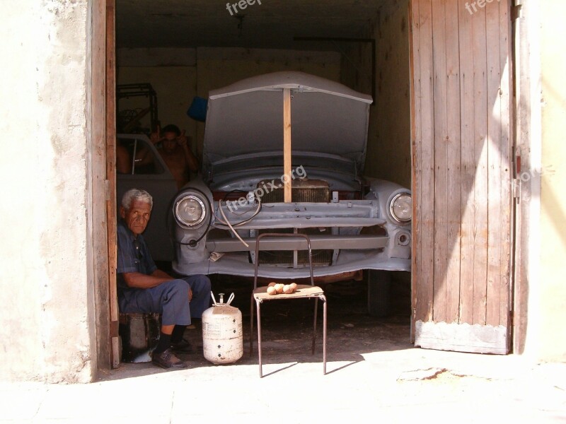 Cuba Auto Workshop Free Photos