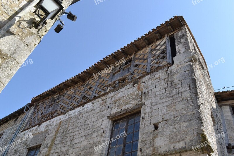 Medieval House Medieval Street Stone Wall Home To The Heads Issigeac