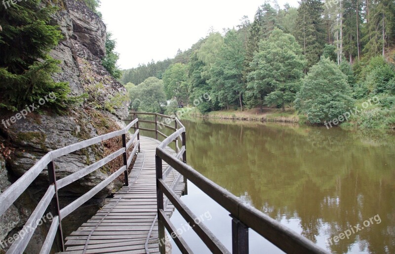 Footbridge River Rock Gallery Wooden Bridge