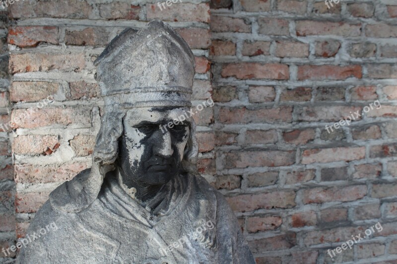 Munich Südfriedhof Statue Bishop Sculpture