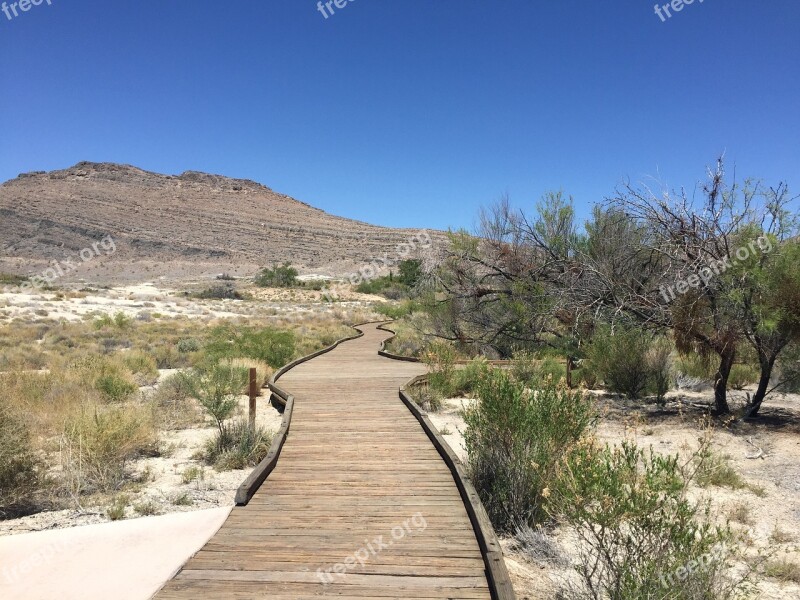 Ash Springs Boardwalk Desert Mountain Deserted