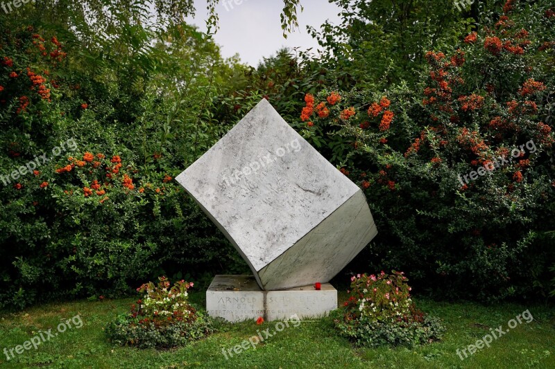 Vienna's Central Cemetery Vienna Central Cemetery Graves Tombstone