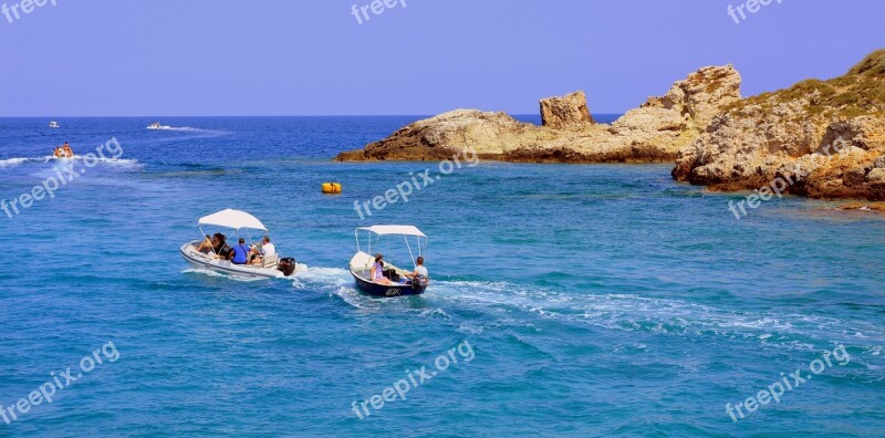 Boats Tourists Island Sea Water