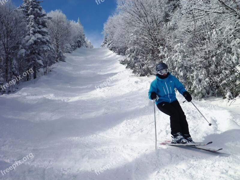 Canada Alpine Skiing Skier My-tremblant Québec