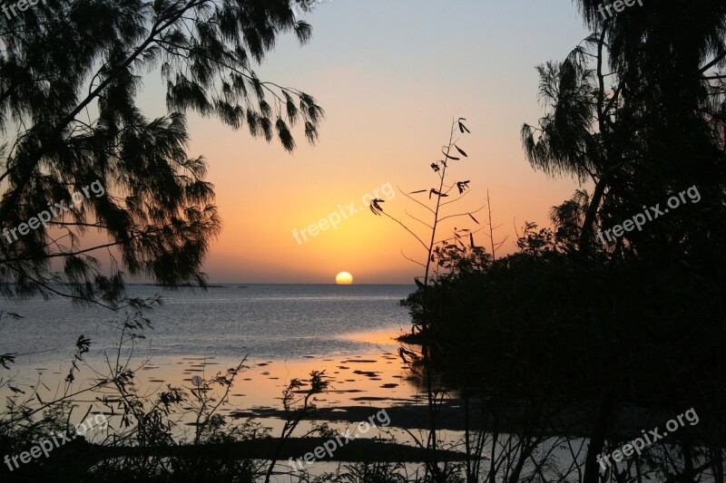 Sunset New Caledonia Relax Travel Sun Kisses Water