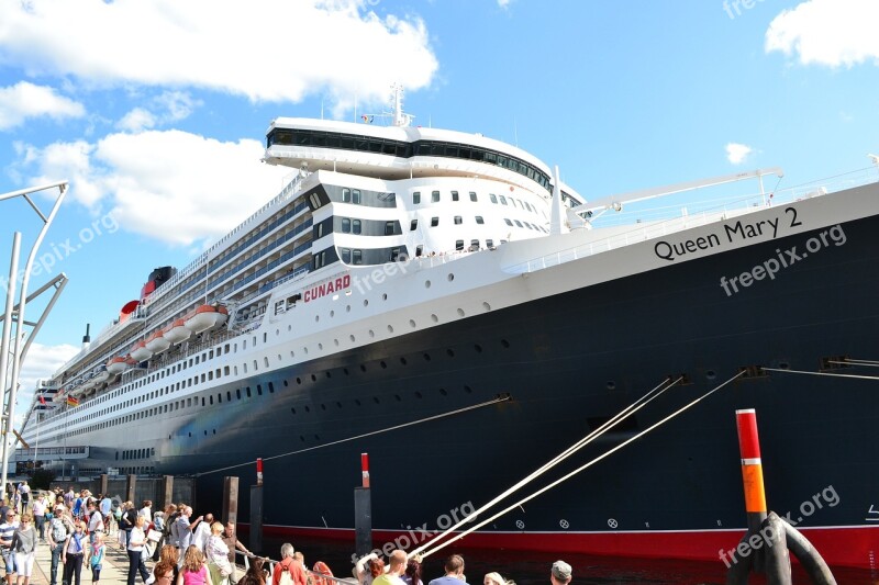 Queen Mary 2 Cruise Ship Cruise Ship Hamburg