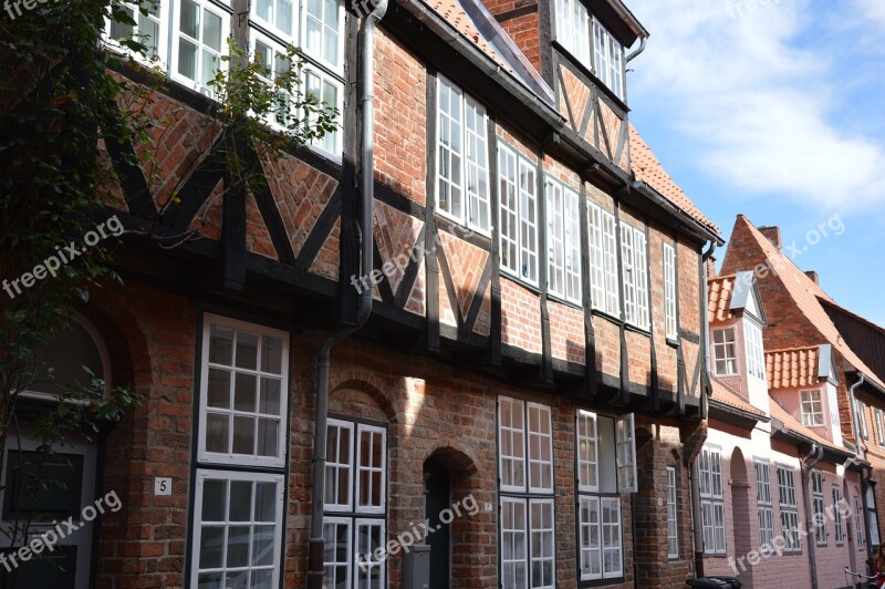 Row Of Houses Road Train Truss Historically Lübeck