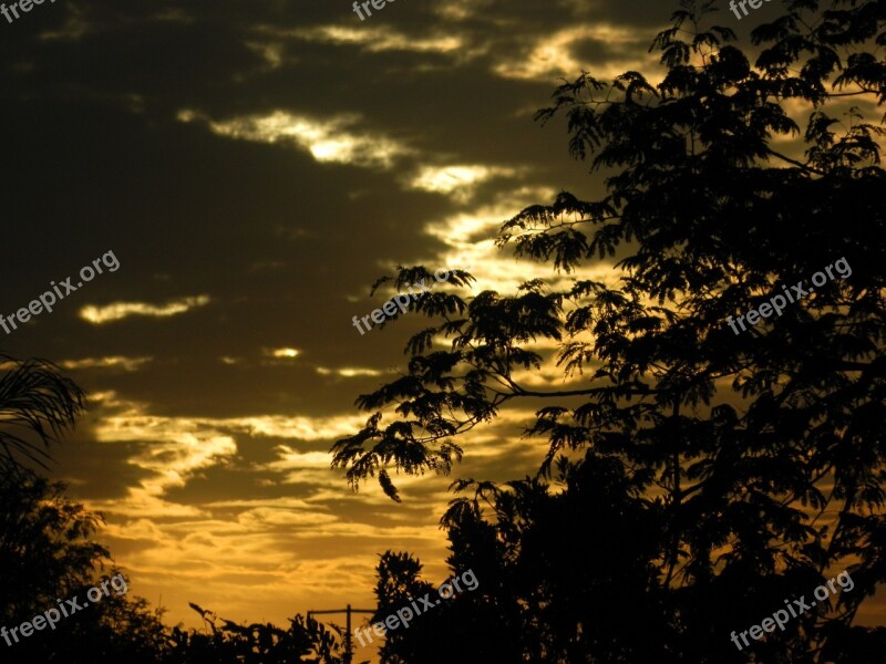 Eventide Sunset Backcountry Clouds Branch