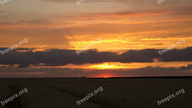 Sunset A Surname Choi Clouds Hongxia At Dusk