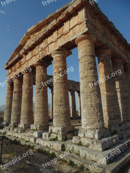 Temple Magna Grecia Columns Sky Sicily