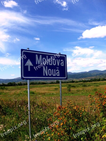 Road Sign Romania Direction Travel Europe