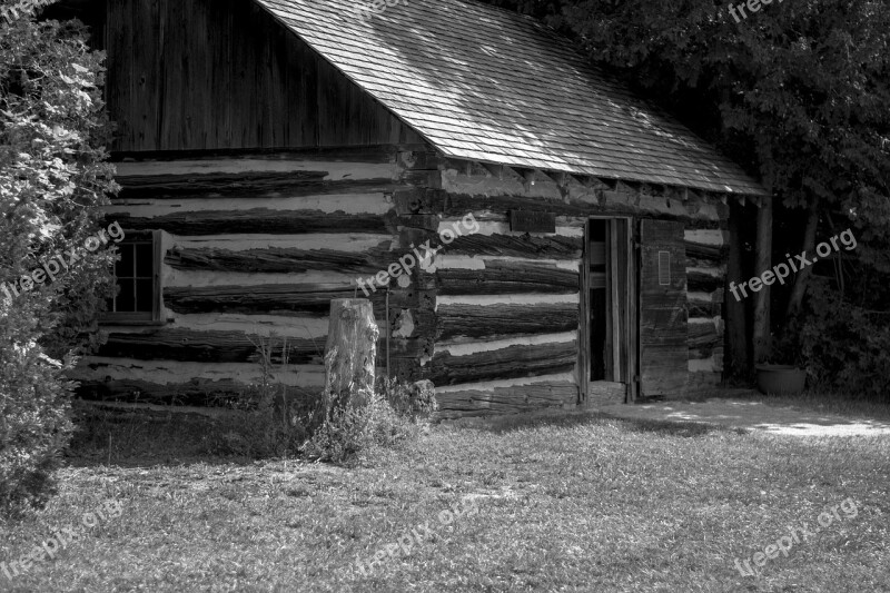 House Black And White Cottage Home Architecture