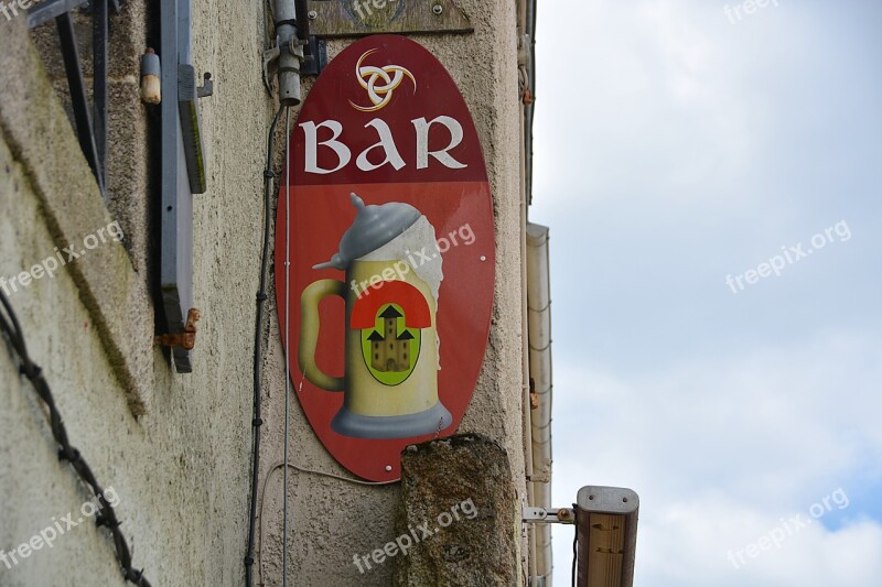 Teaches Beer Bar Red Mug