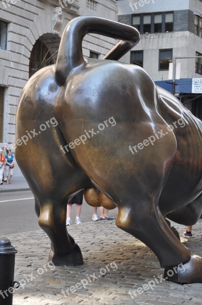 Monument Architecture Tourism Area Charging Bull