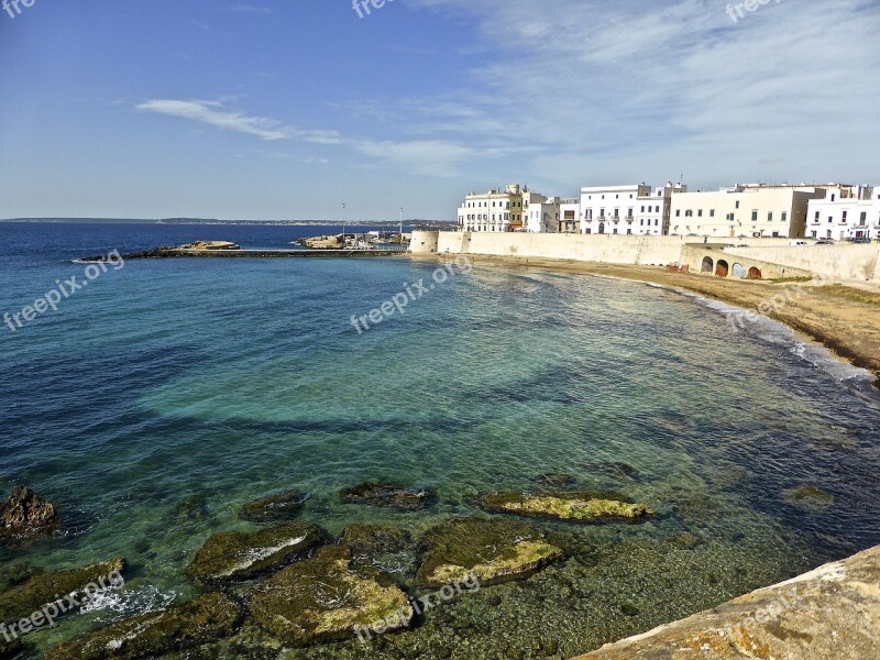 Inlet Bay Beach Galipoli Italy