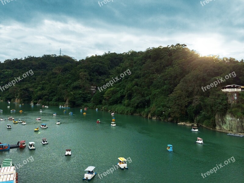 Small Bitan Wikiproject Taiwan Taipei Mountain Boat