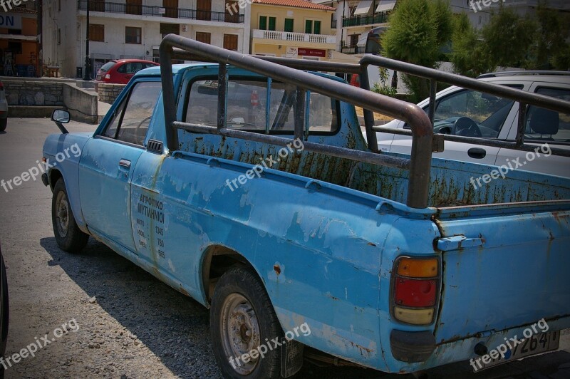 Auto Nissan Old Car Rusty Old