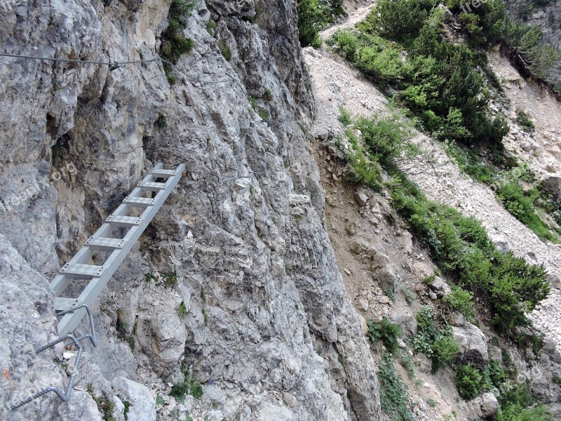 Scale Rock Mountain Ferrata Excursion