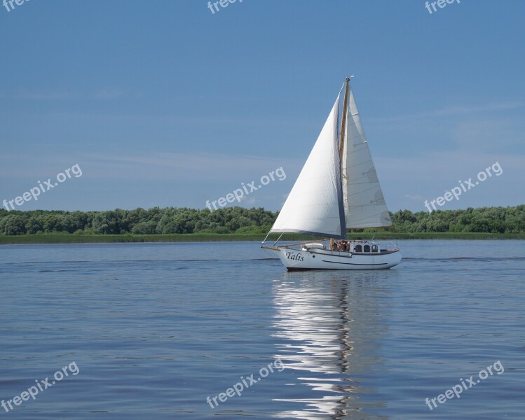 Sailing Boat Elbe Water River Shipping