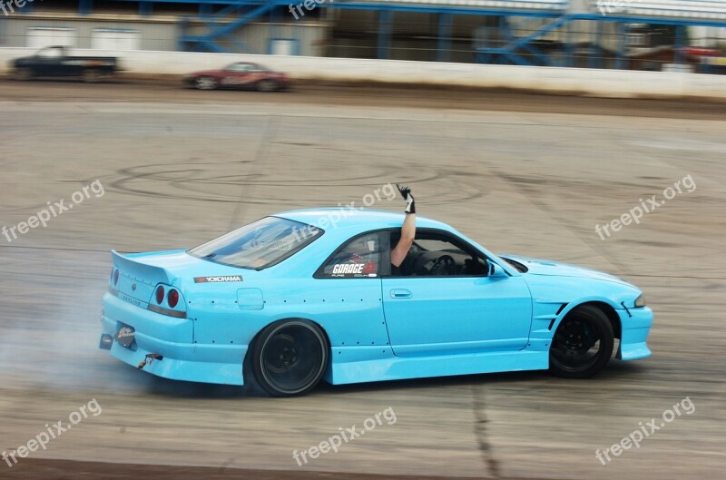 Nissan Skyline Drift Car Race Tuned