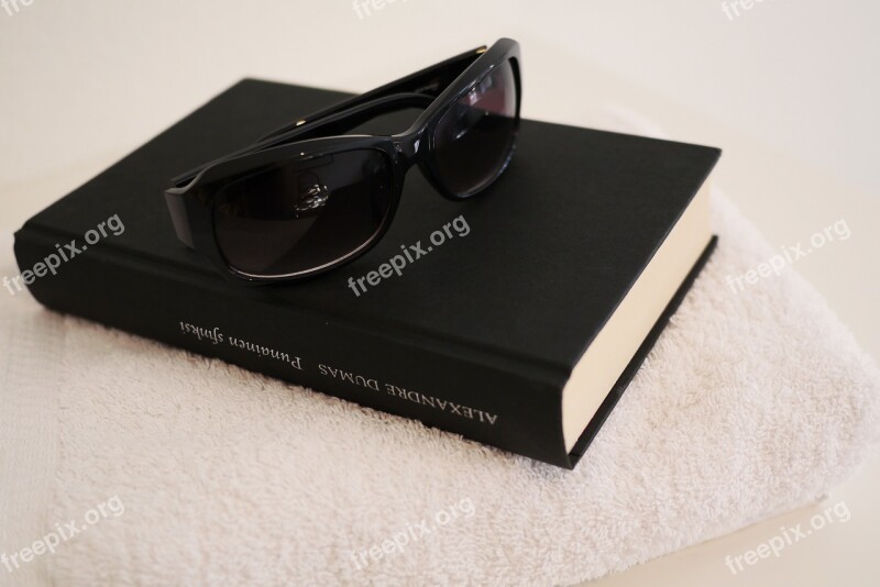 Read Book Sunglasses Relax Leisure