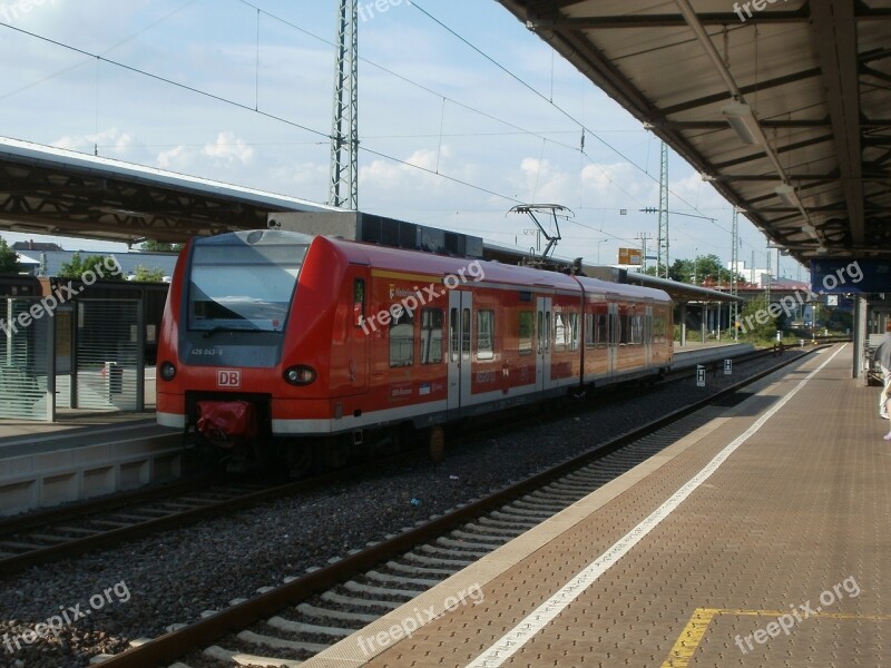 Homburg Train Station Train Platform Track