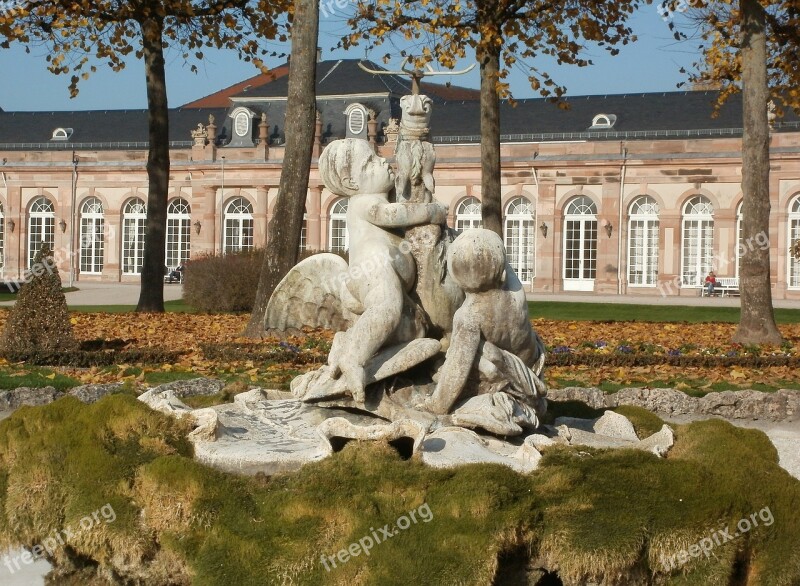 Palace Garden Sculptures Putti Fountain