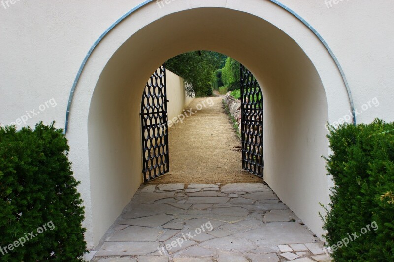 The Entrance To The Garden Garden Gateway The Vault Entrance