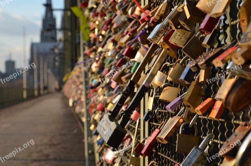 Cologne Panorama Hohenzollern Bridge Cologne Cathedral Love Locks Places Of Interest