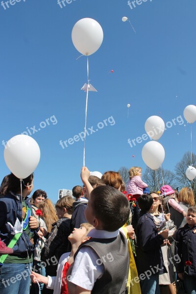 Victory Day Balls Cranes In The Sky Free Photos