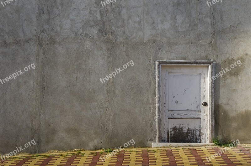 The Door Old The Building Of The Old Building Architecture