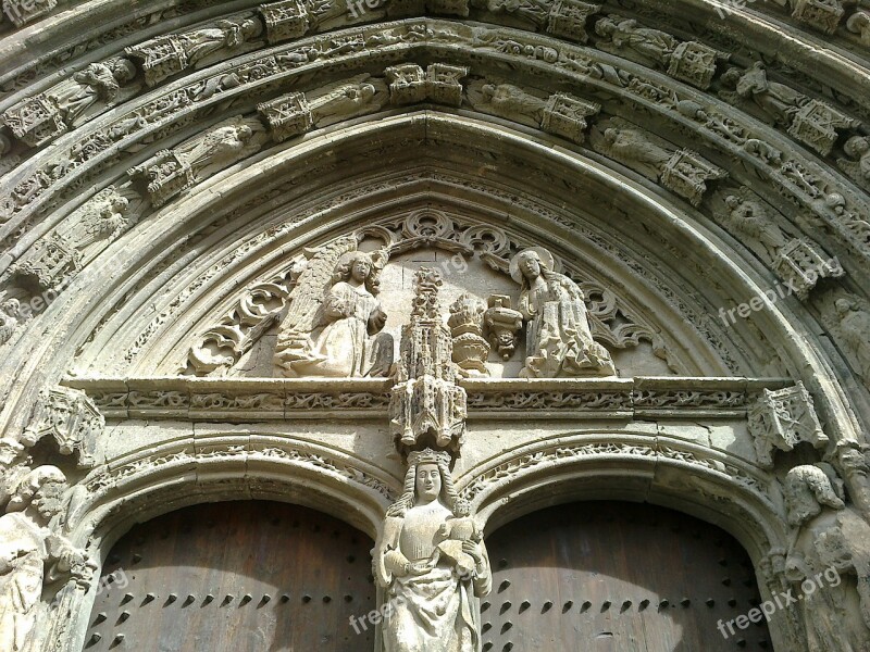 Gothic Requena Church Gantry Eardrum