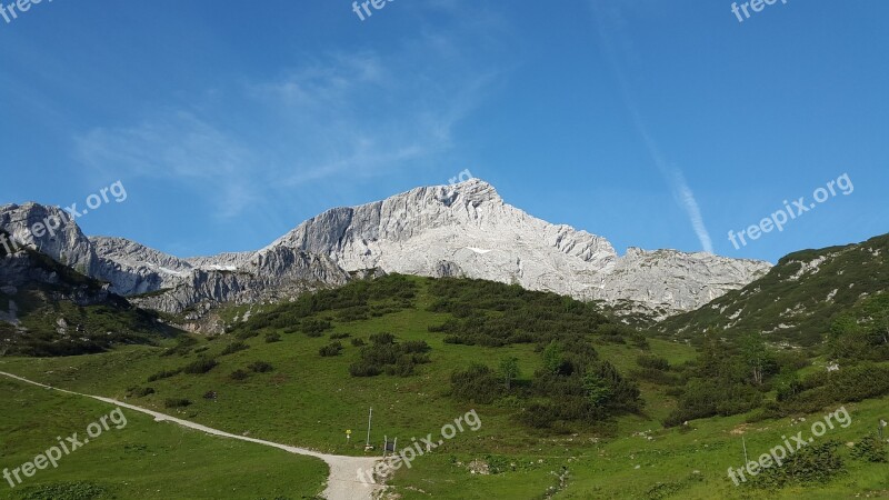 Alpspitze North Wall Alpine Weather Stone Mountain