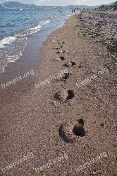 Beach Pebbles Falikari Rhinestones Tracks