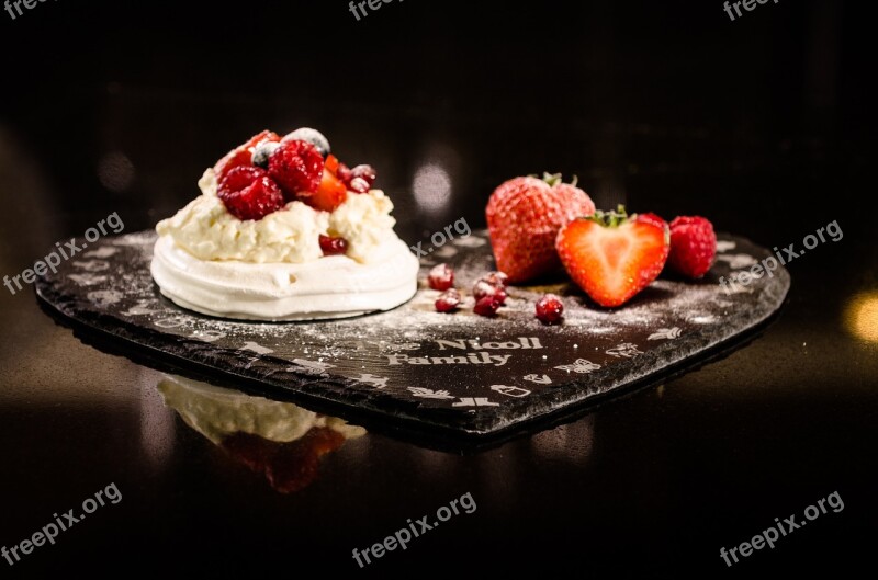 Meringue Pudding Dessert Sweet Cream