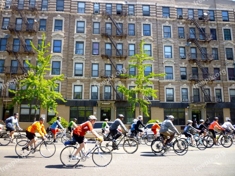 New York Cyclists Race Free Photos