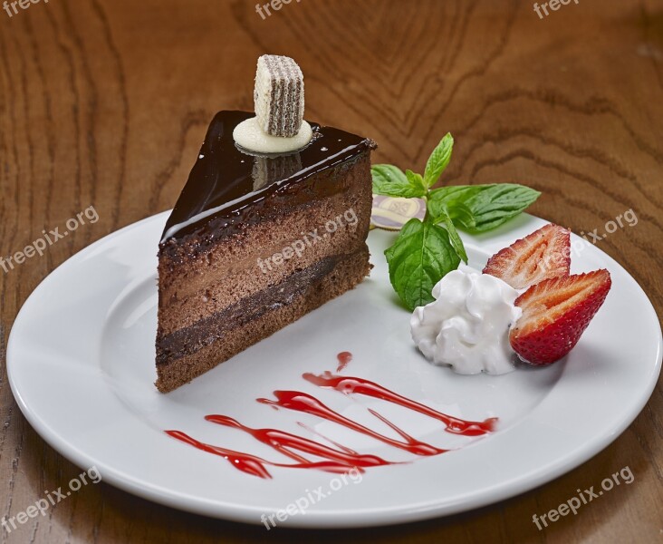 Pie Chocolate Cake Presentation On The Plate Free Photos