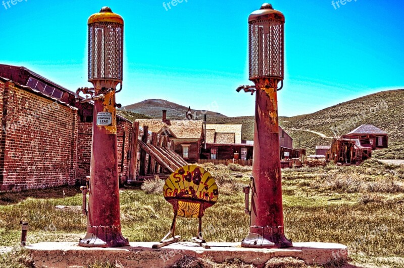 Petrol Stations Old Rusty Shell Gas Pump