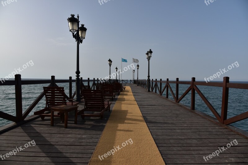 Jetty Sun Loungers Streetlights Vanishing Point Free Photos