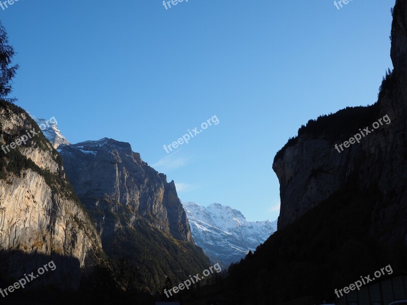 Lauterbrunnen Valley Eng Steep Steep Wall