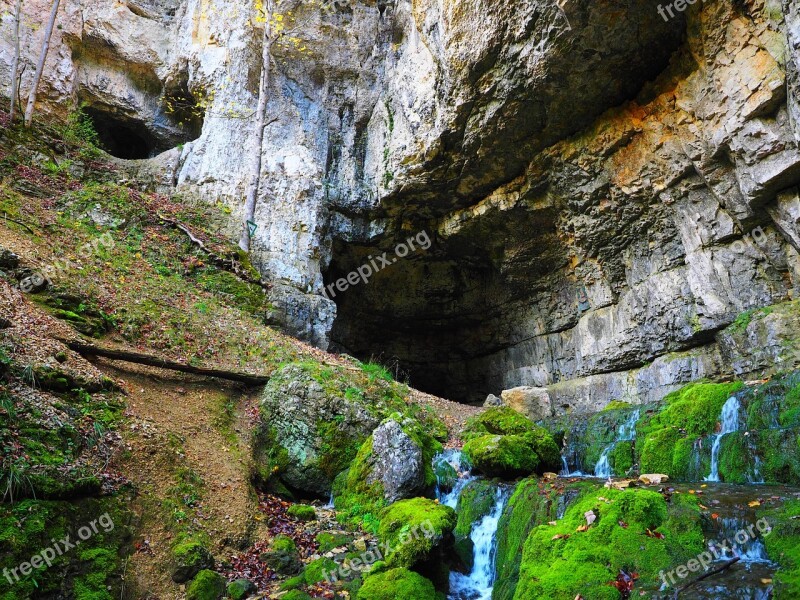 Elsach River Falkensteiner Cave Baden Württemberg Swabian Alb