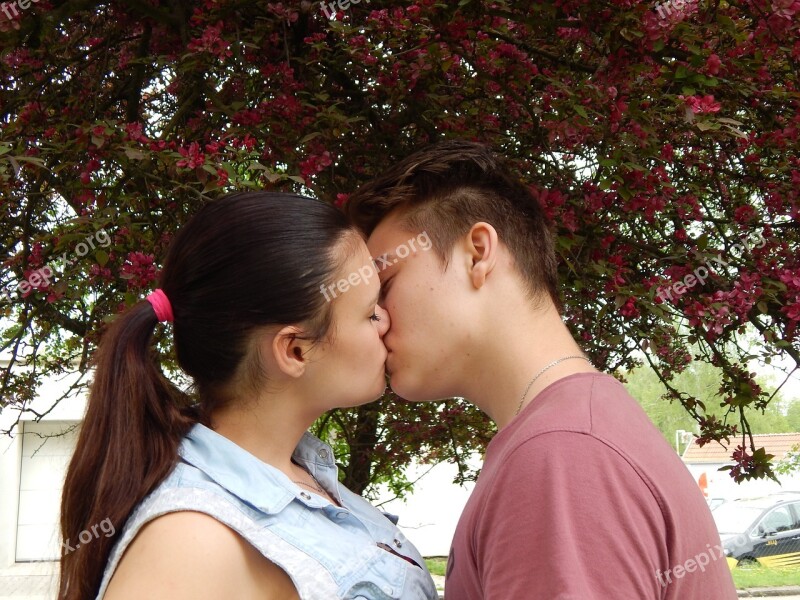 Love Kiss Boy Girl Free Photos