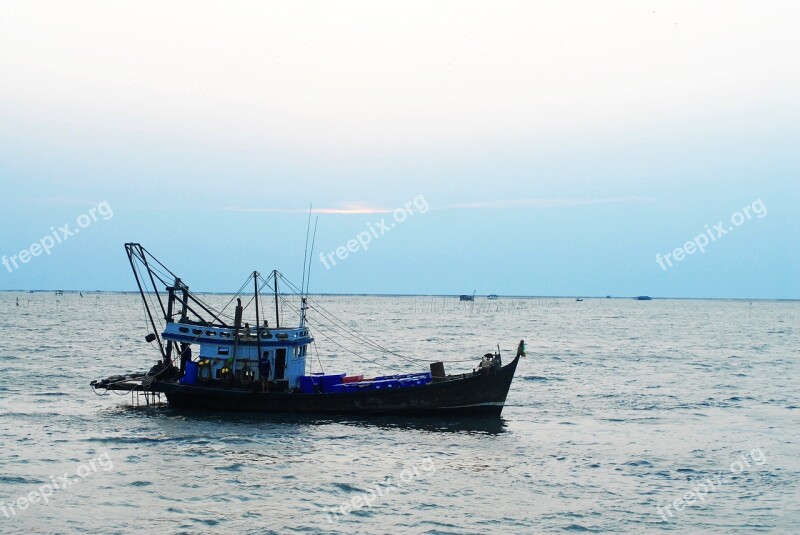 Coast Bridge Fishing Boat Fishing Harbor Landscape